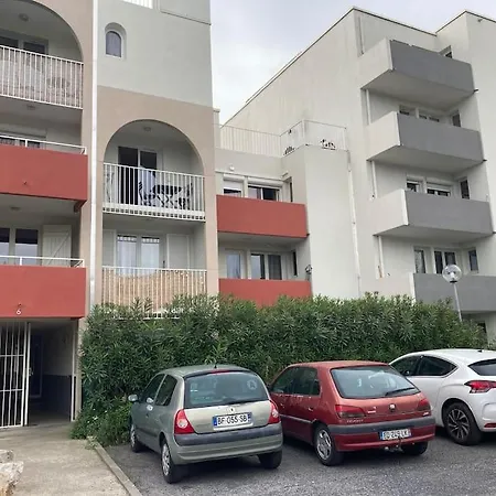 Centre T2 Avec Jardinet Et Parking Narbonne