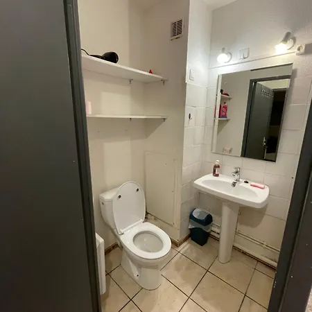 Daire Centre T2 Avec Jardinet Et Parking