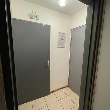 Centre T2 Avec Jardinet Et Parking Narbonne