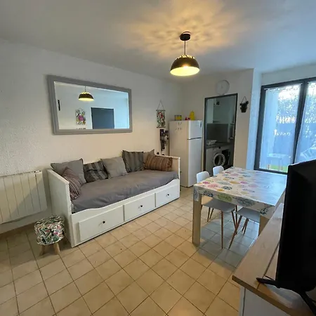 Centre T2 Avec Jardinet Et Parking Narbonne