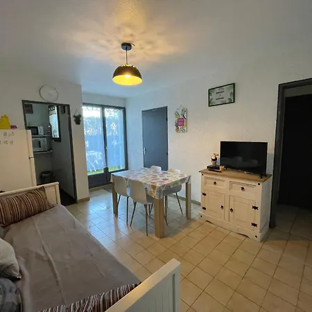 Daire Centre T2 Avec Jardinet Et Parking Narbonne