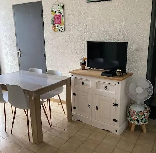 Centre T2 Avec Jardinet Et Parking Apartamento *